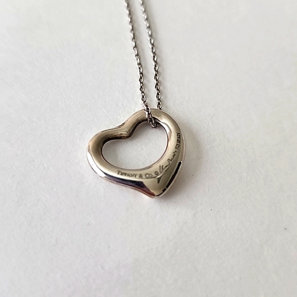 Tiffany & Co. Elsa Peretti Open Heart Pendant - Picture 4 of 6